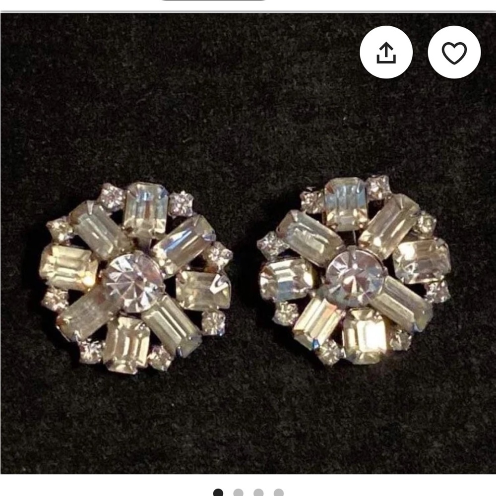 Vintage rhinestone clip on 1950s starburst earrings clear rhinestone Silvertone